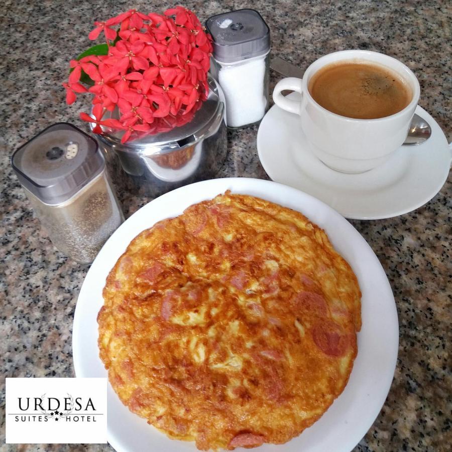 Urdesa Suites Hotel Guayaquil Exterior photo